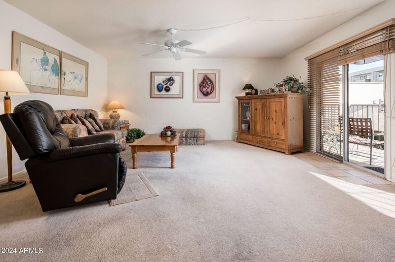 2228 E Campbell Ave #212, Phoenix, AZ 85016