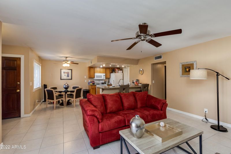 2228 E Campbell Ave #231, Phoenix, AZ 85016