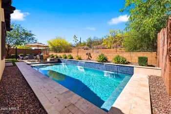 2228 Fallen Leaf Ln, Phoenix, AZ 85024