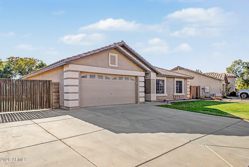 2228 S Banning St, Gilbert, AZ 85295