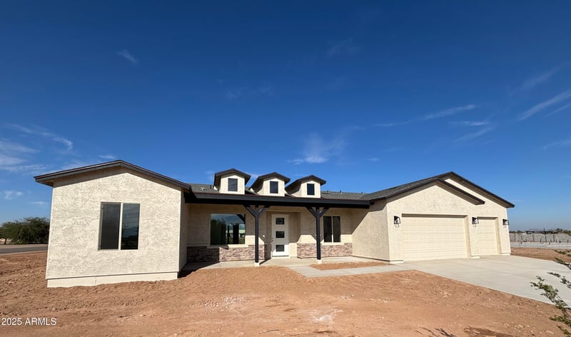 22288 Dale Ln, Wittmann, AZ 85361