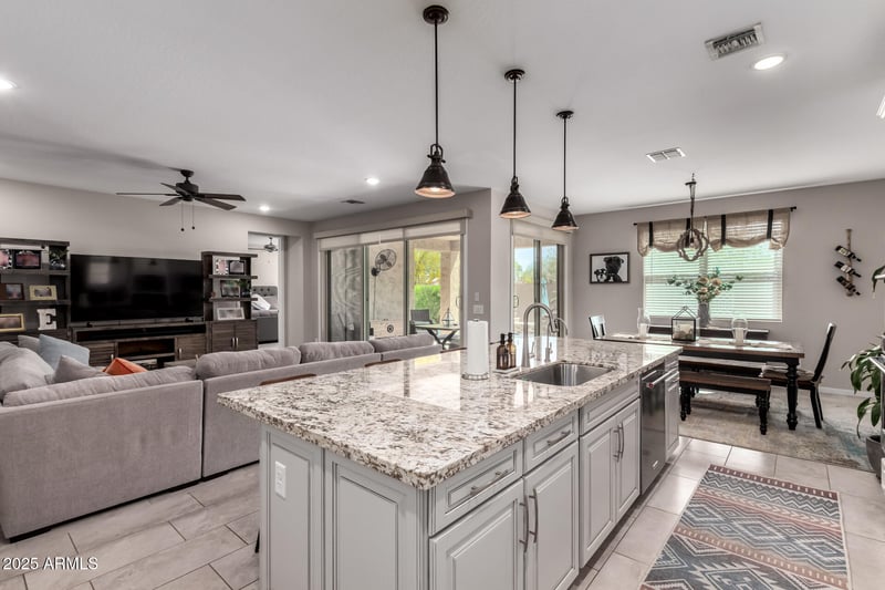 2229 139th Dr, Goodyear, AZ 85395