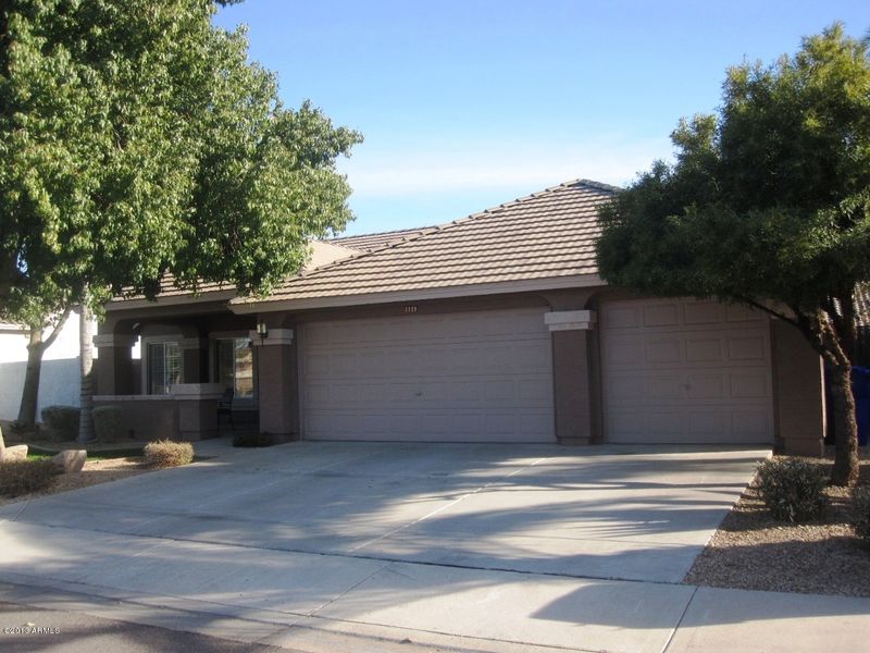2229 E Anchor Dr, Gilbert, AZ 85234