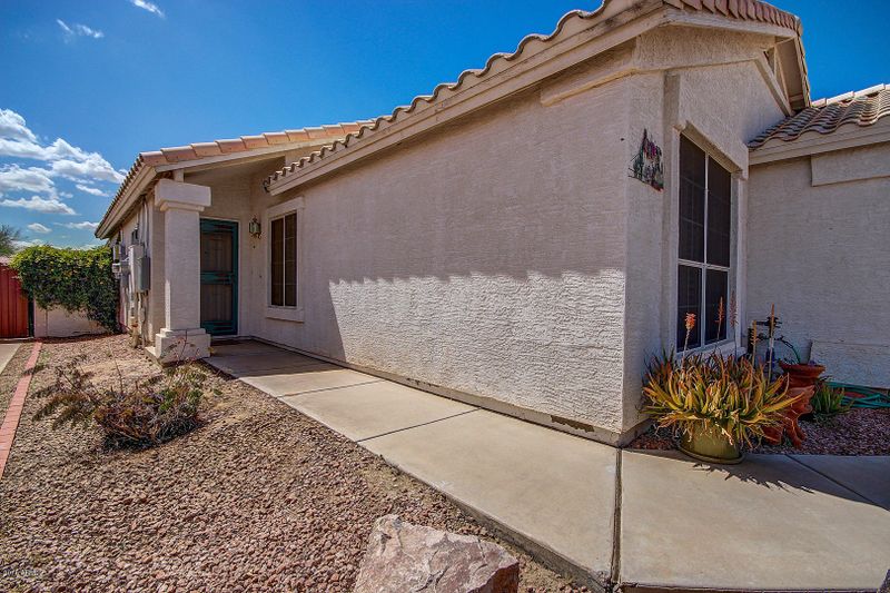 2229 E Monona Dr, Phoenix, AZ 85024