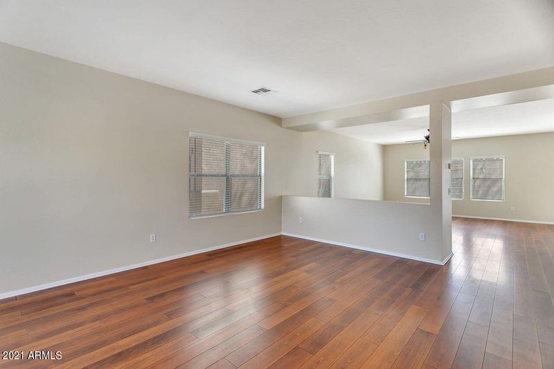 2229 N 95th Ave, Phoenix, AZ 85037