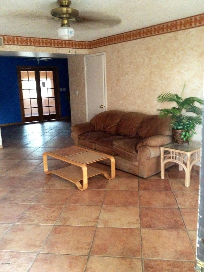 223 E Auburn Dr, Tempe, AZ 85283