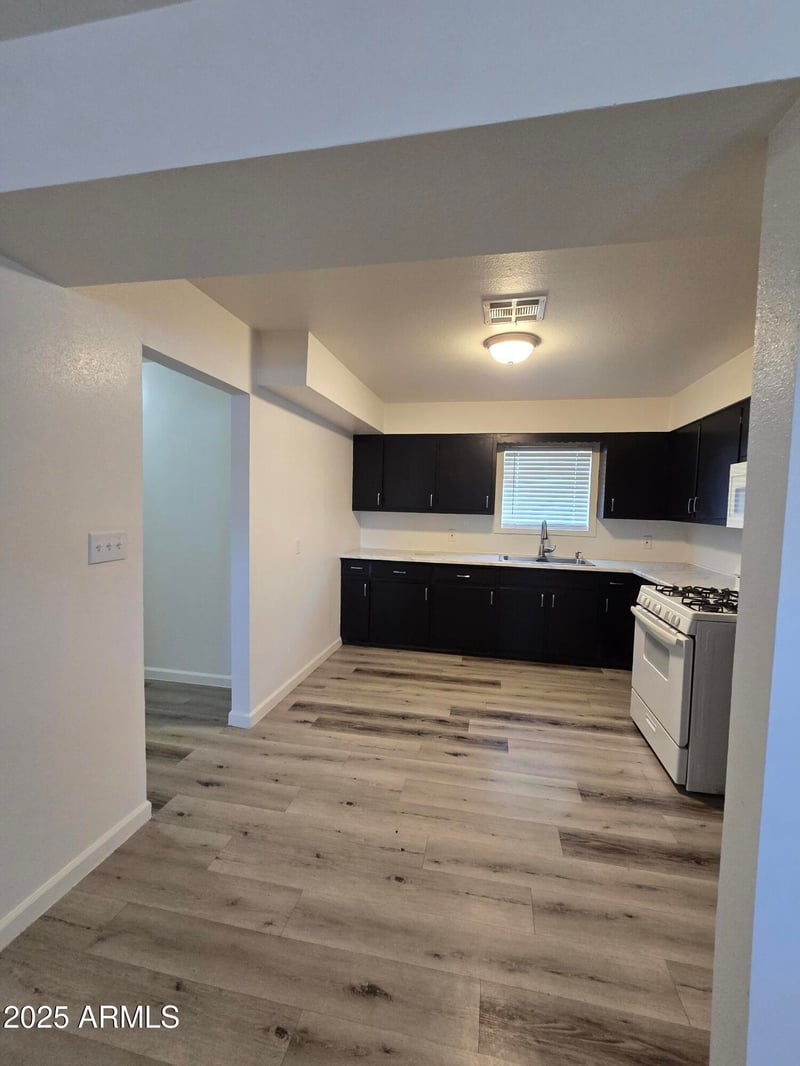 2230 Beverly Ln, Phoenix, AZ 85022