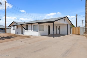 2230 Chipman Rd, Phoenix, AZ 85040