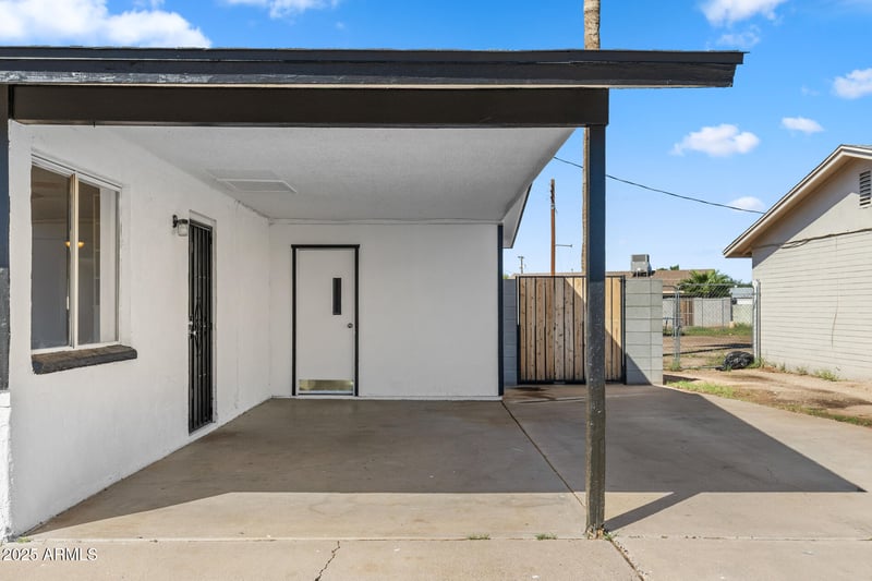 2230 Chipman Rd, Phoenix, AZ 85040