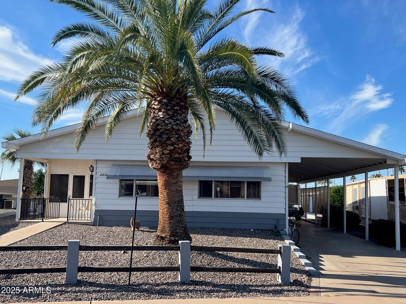 2230 Demaret Dr, Mesa, AZ 85215