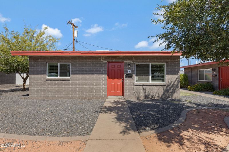 2230 E Brill St, Phoenix, AZ 85006