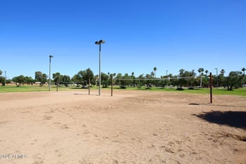 2230 E Devonshire Ave, Phoenix, AZ 85016