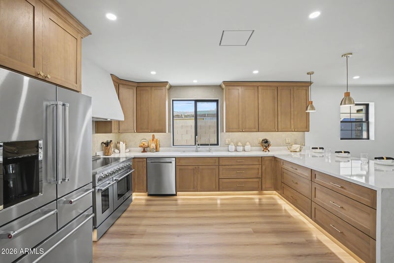 2230 N Laurel Ave, Phoenix, AZ 85007