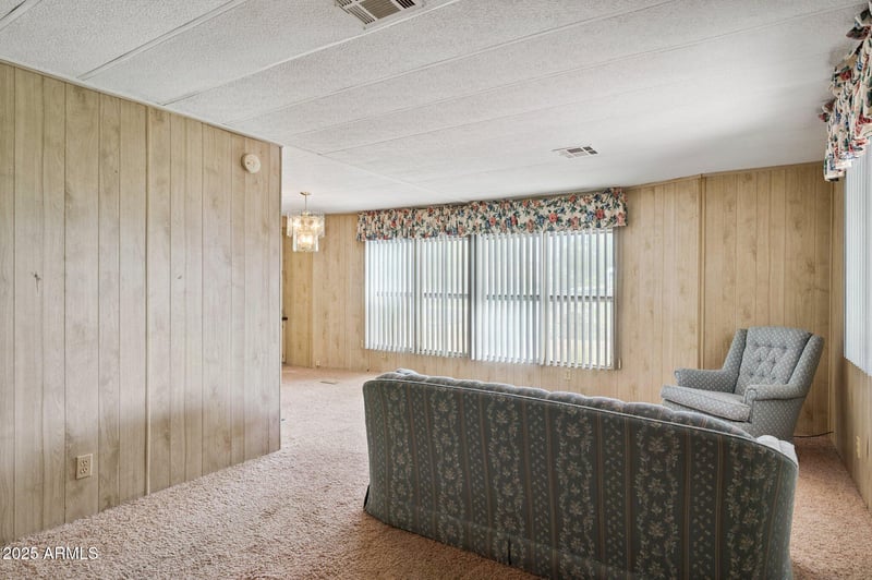 2230 Silverton St, Mesa, AZ 85203