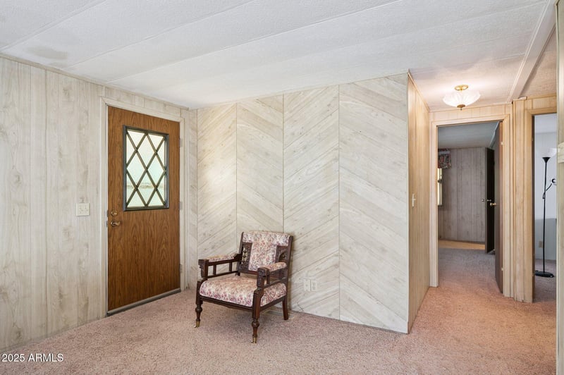 2230 Silverton St, Mesa, AZ 85203