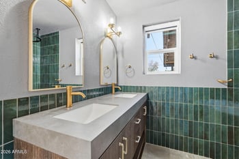 2230 W Cambridge Ave, Phoenix, AZ 85009