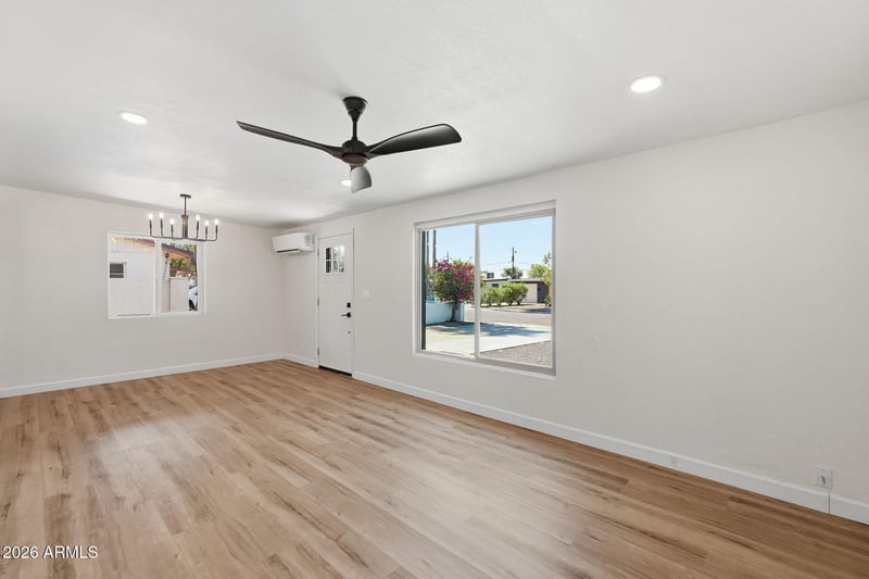 2230 W Cambridge Ave, Phoenix, AZ 85009