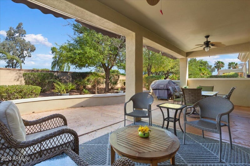 22303 Montecito Ave, Sun City West, AZ 85375