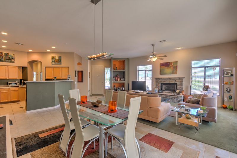 2231 E Constance Way, Phoenix, AZ 85042