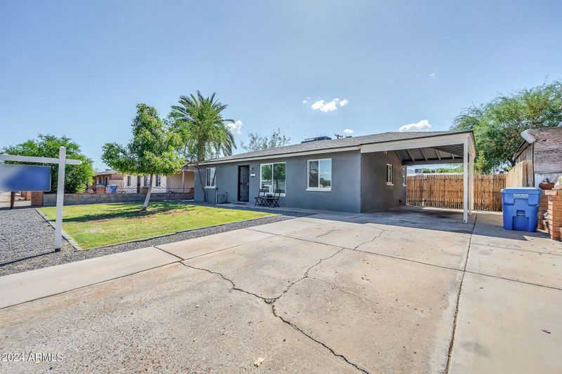2231 E Nancy Ln, Phoenix, AZ 85042