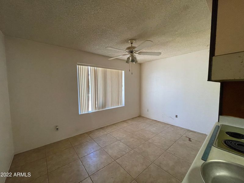 2231 E Paradise Dr, Phoenix, AZ 85028