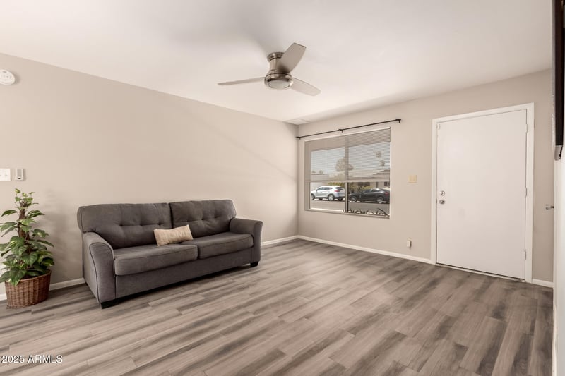 2231 Janice Way, Phoenix, AZ 85022