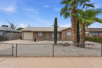 2231 W Orangewood Ave, Phoenix, AZ 85021