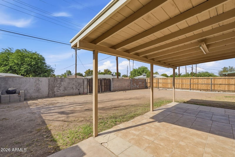 2231 W Orangewood Ave, Phoenix, AZ 85021