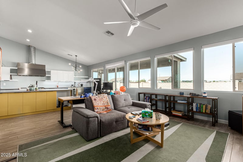 22314 White Feather Ln, Wittmann, AZ 85361