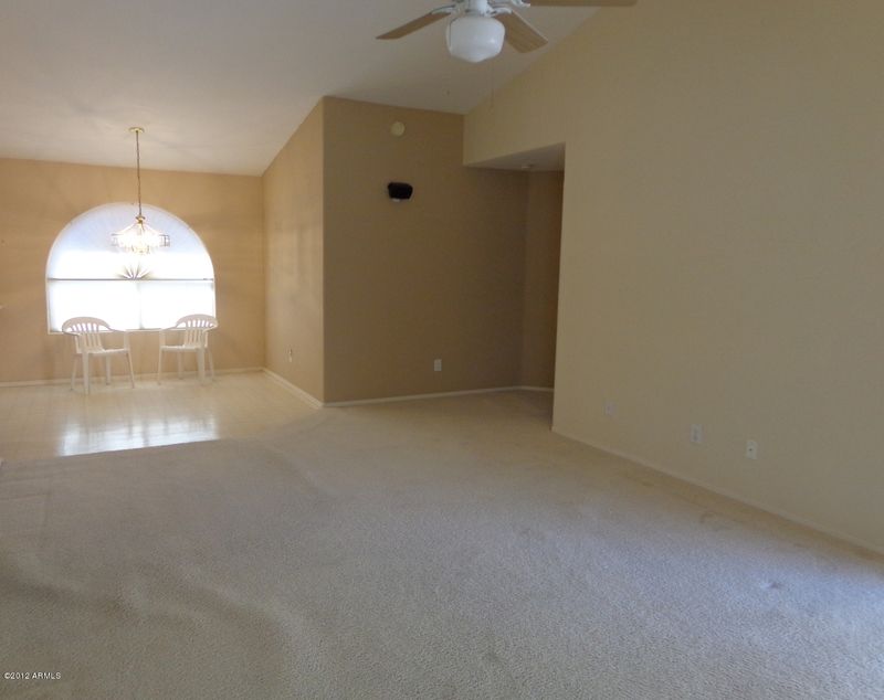 2232 E Foothill Dr, Phoenix, AZ 85024