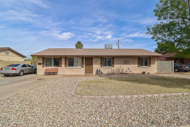 2232 E Marilyn Rd, Phoenix, AZ 85022