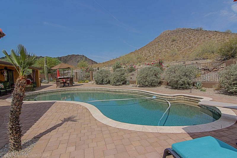 2232 E Mercer Ln, Phoenix, AZ 85028