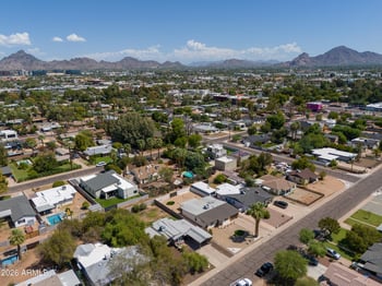 2232 E Mitchell Dr, Phoenix, AZ 85016