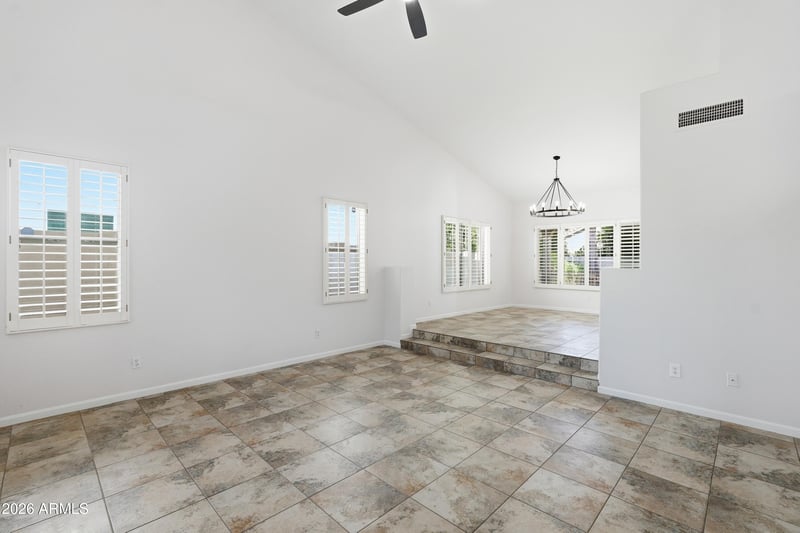 2232 E Tahitian Way, Gilbert, AZ 85234