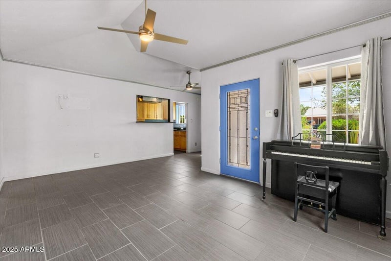 2232 Edgemere St, Phoenix, AZ 85006