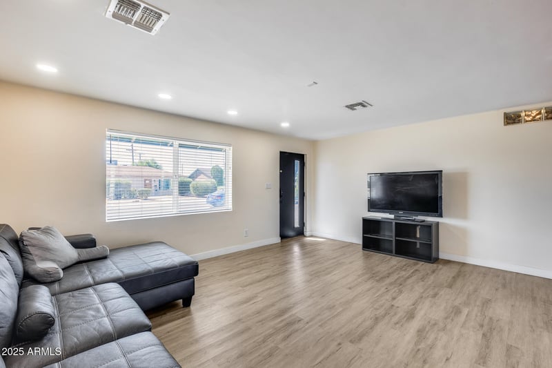2232 San Miguel Ave, Phoenix, AZ 85015