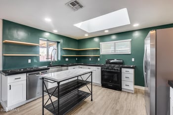 2232 San Miguel Ave, Phoenix, AZ 85015