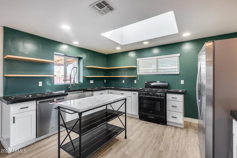 2232 San Miguel Ave, Phoenix, AZ 85015