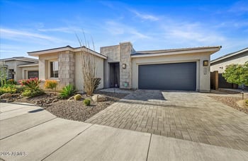 22320 28th St, Phoenix, AZ 85050