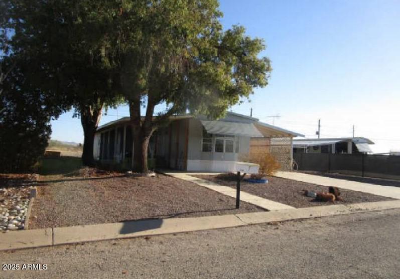 22320 Scotty Ln, Wittmann, AZ 85361