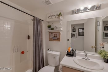 22322 108th Ave, Sun City, AZ 85373