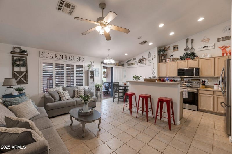 22322 108th Ave, Sun City, AZ 85373