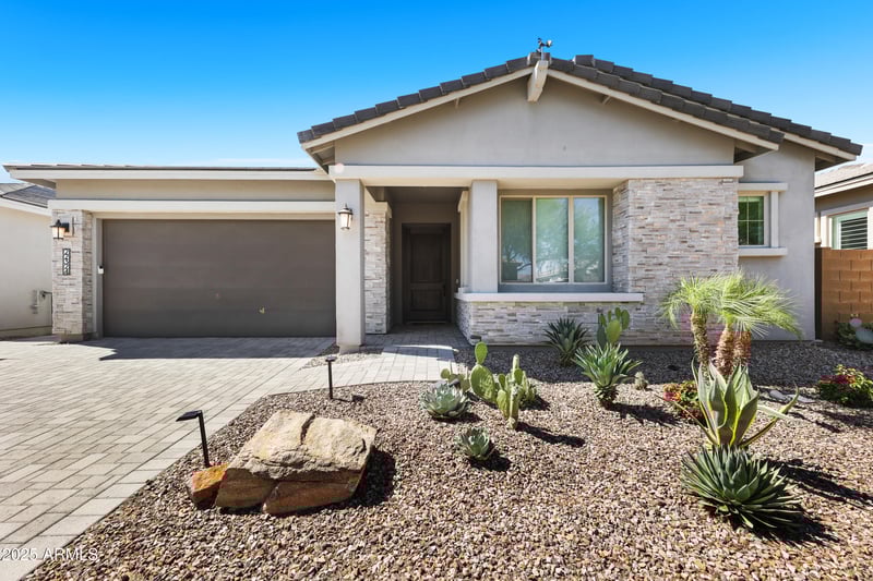 22324 28th St, Phoenix, AZ 85050