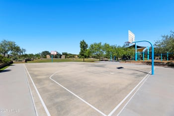 22324 28th St, Phoenix, AZ 85050