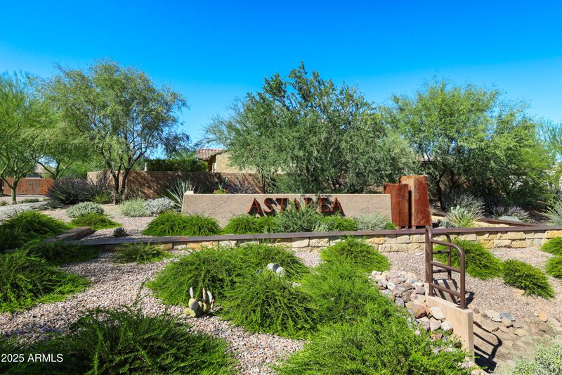 22324 N 28th St, Phoenix, AZ 85050