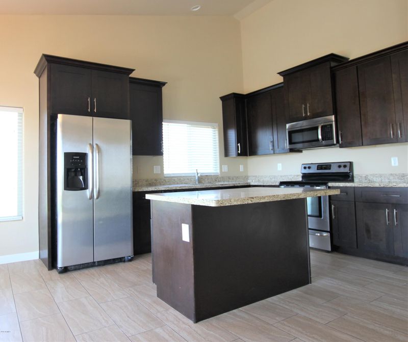22329 W White Feather Ln, Wittmann, AZ 85361