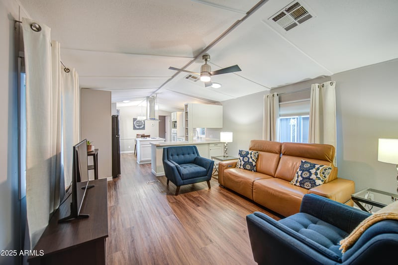 2233 Behrend Dr #142, Phoenix, AZ 85024