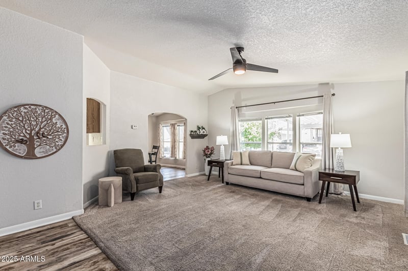 2233 Behrend Dr #162, Phoenix, AZ 85024