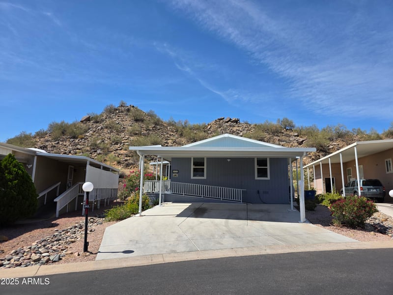 2233 Behrend Dr #203, Phoenix, AZ 85024
