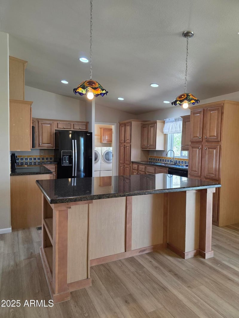 2233 Behrend Dr #203, Phoenix, AZ 85024